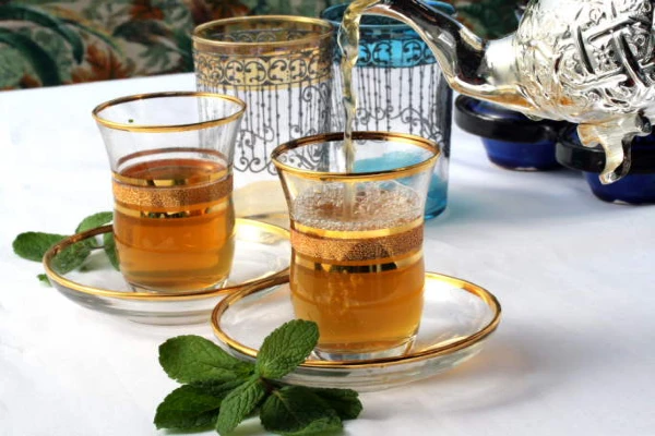Incorporation de la Menthe et du Sucre