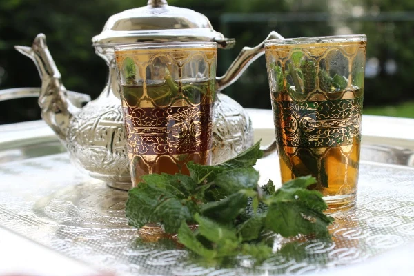 Thé marocain à la menthe