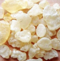 3 pincées de mastic pilé avec un peu de sucre (gomme arabique)